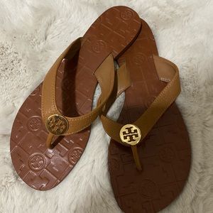Tory burch sandals